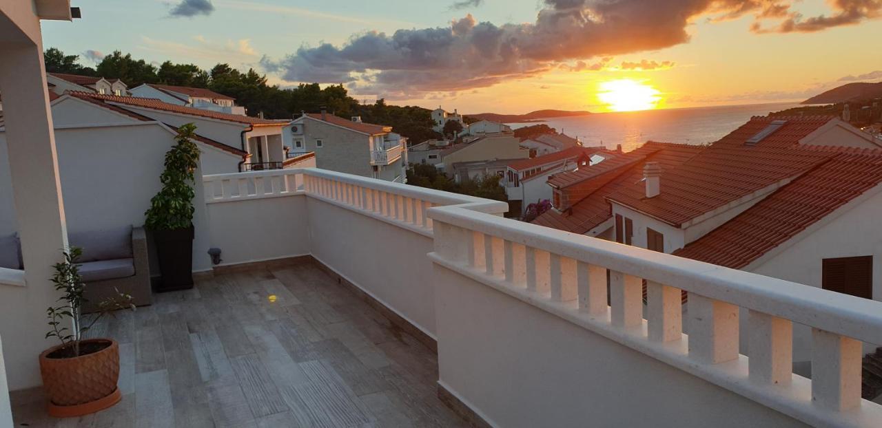 Apartments Bubalo Hvar Town Exteriör bild